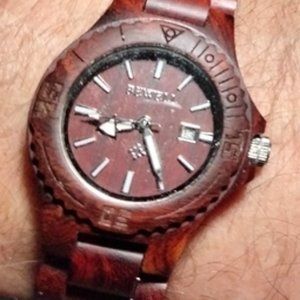 Bewell Thanatos Wooden Watch in Red Sandalwood